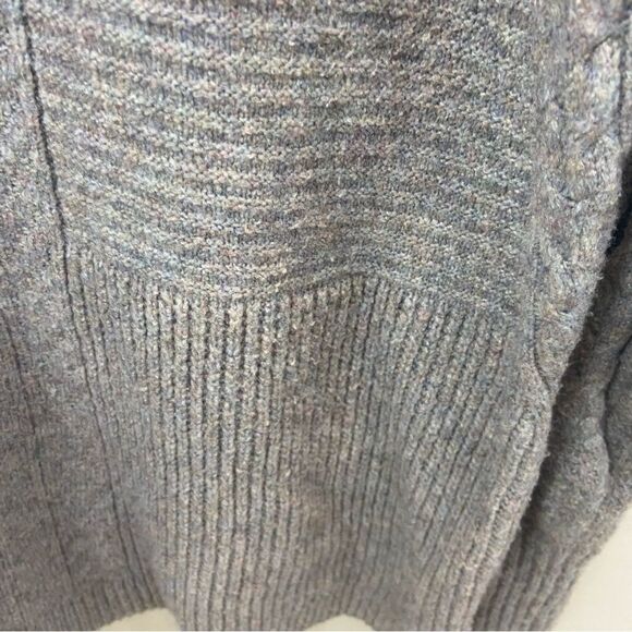 Liz Claiborne Cowl Neck Not Sweater Purple, Blue and Grey Size Medium - Picture 10 of 10